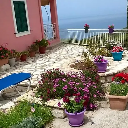 דירה Agnantio Áyios Nikítas